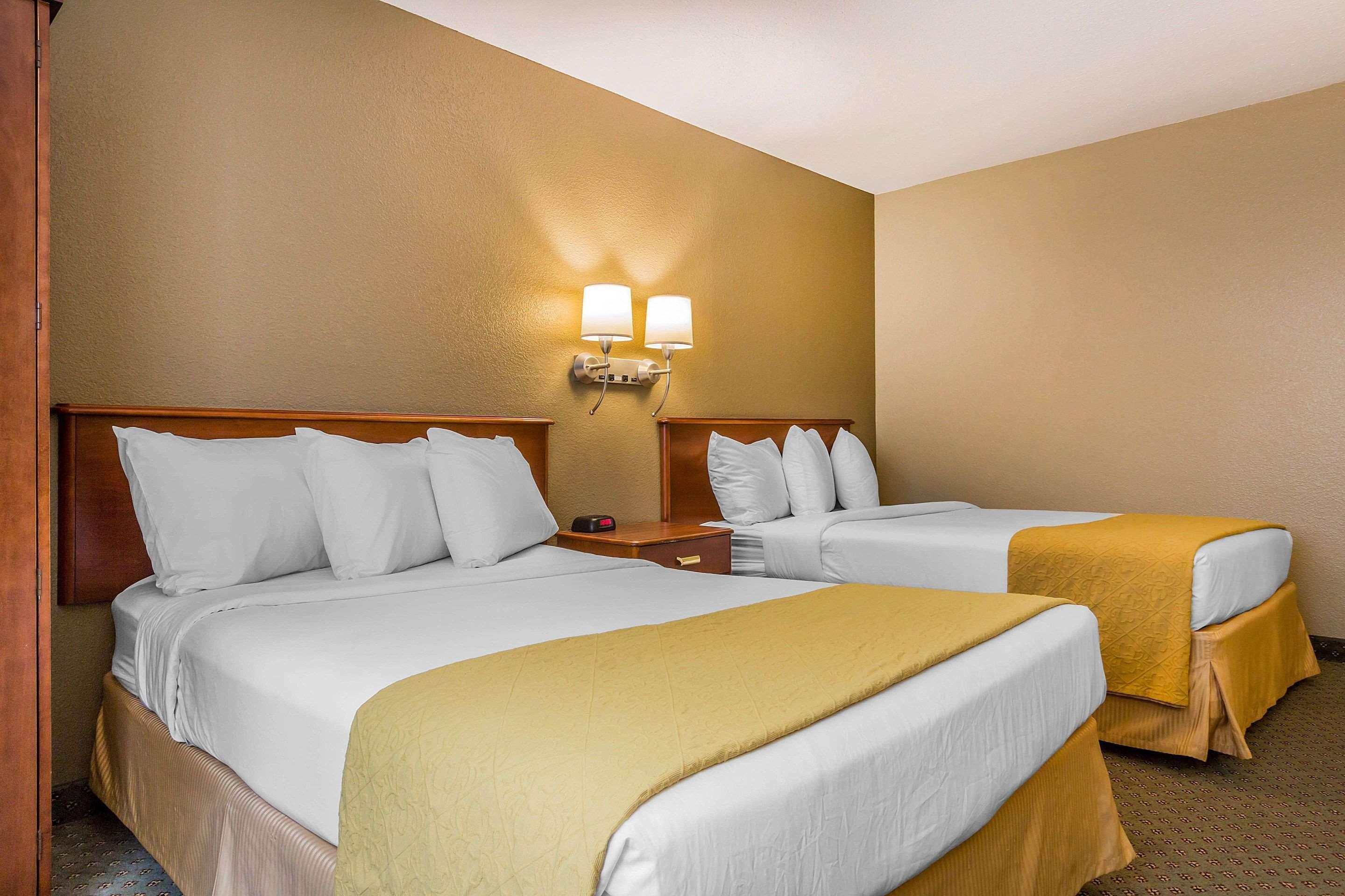 Quality Inn Hyde Park Poughkeepsie North Екстер'єр фото