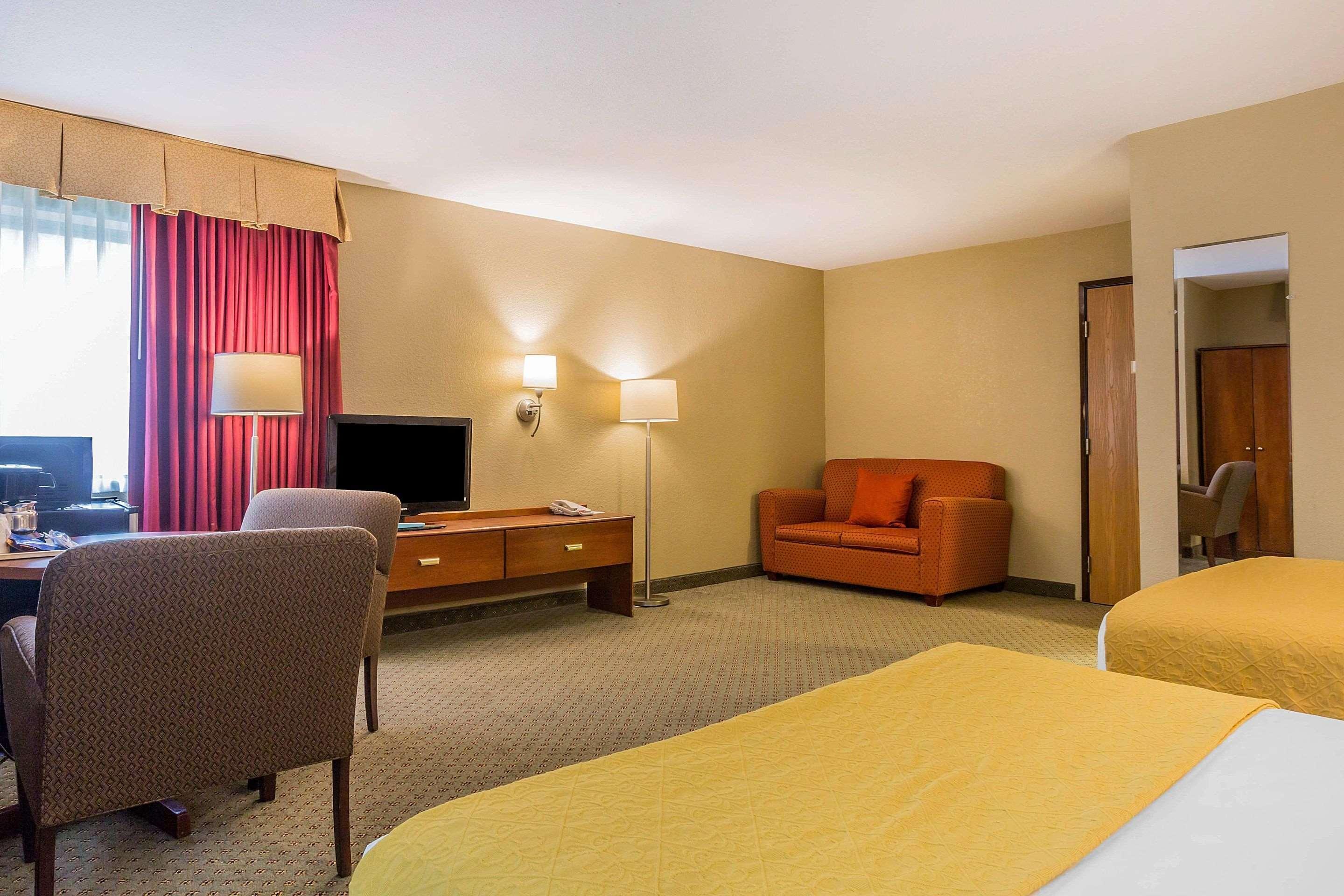 Quality Inn Hyde Park Poughkeepsie North Екстер'єр фото