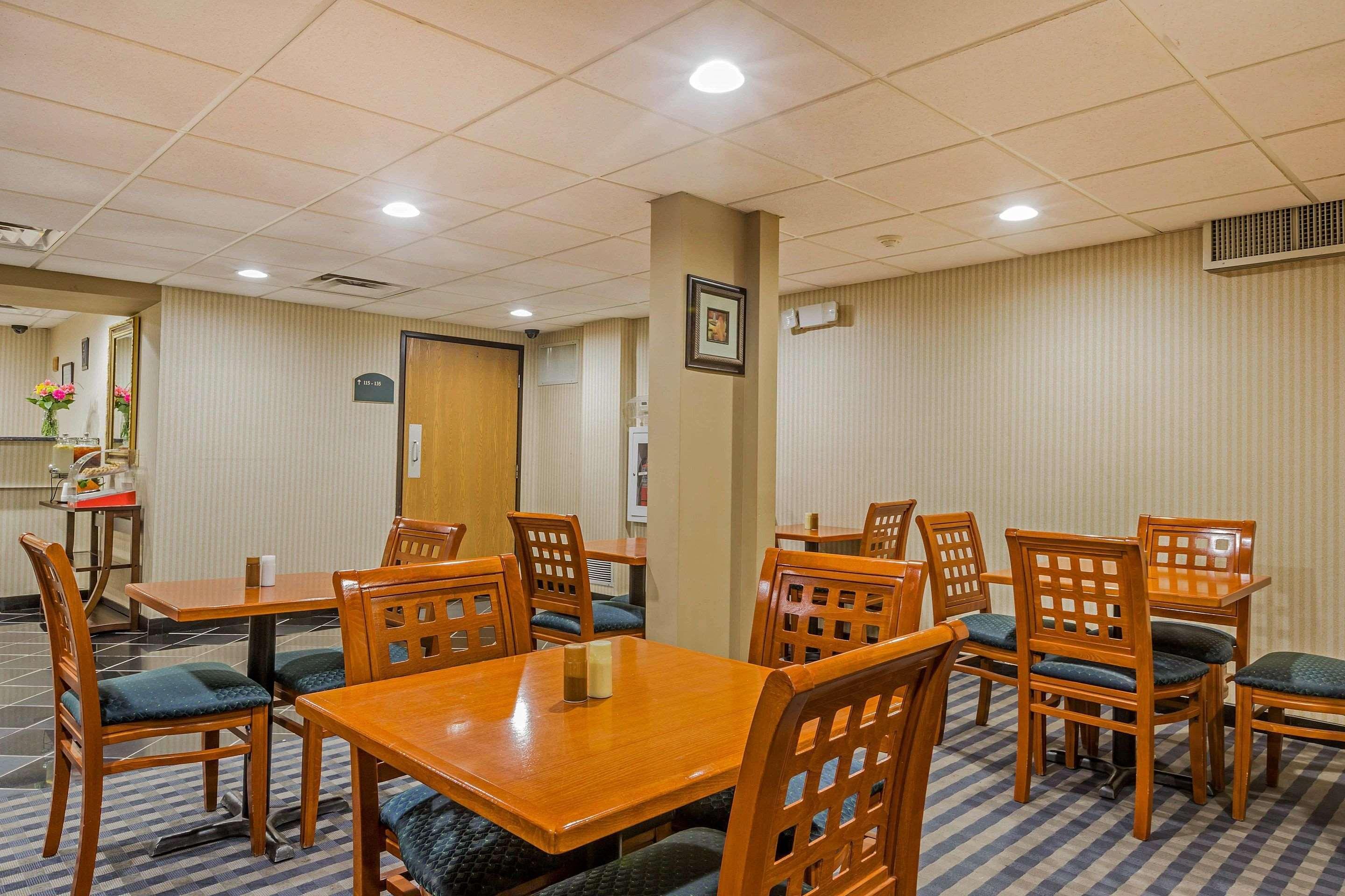 Quality Inn Hyde Park Poughkeepsie North Екстер'єр фото